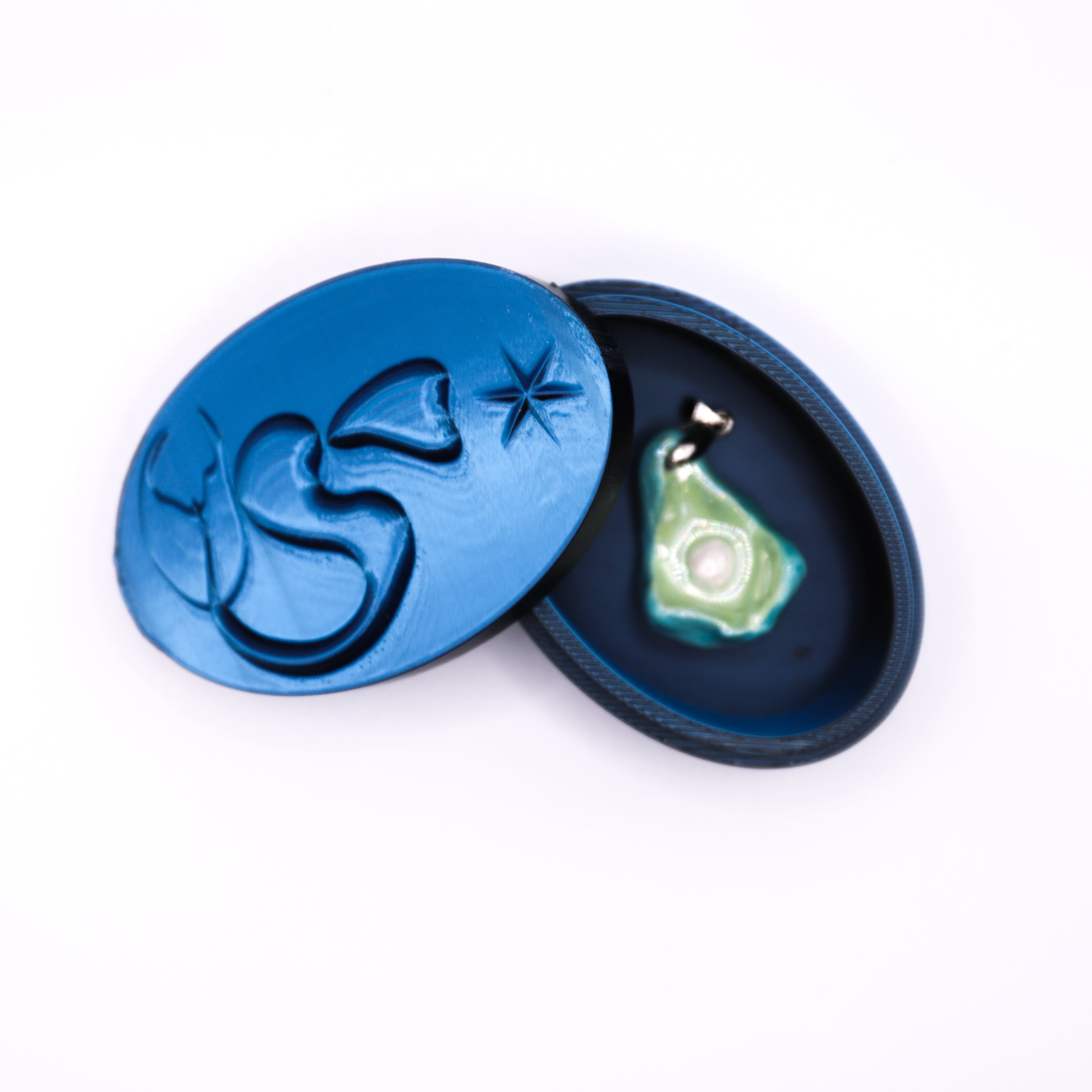 Turquoise & Pistachio Oyster Ceramic Necklace