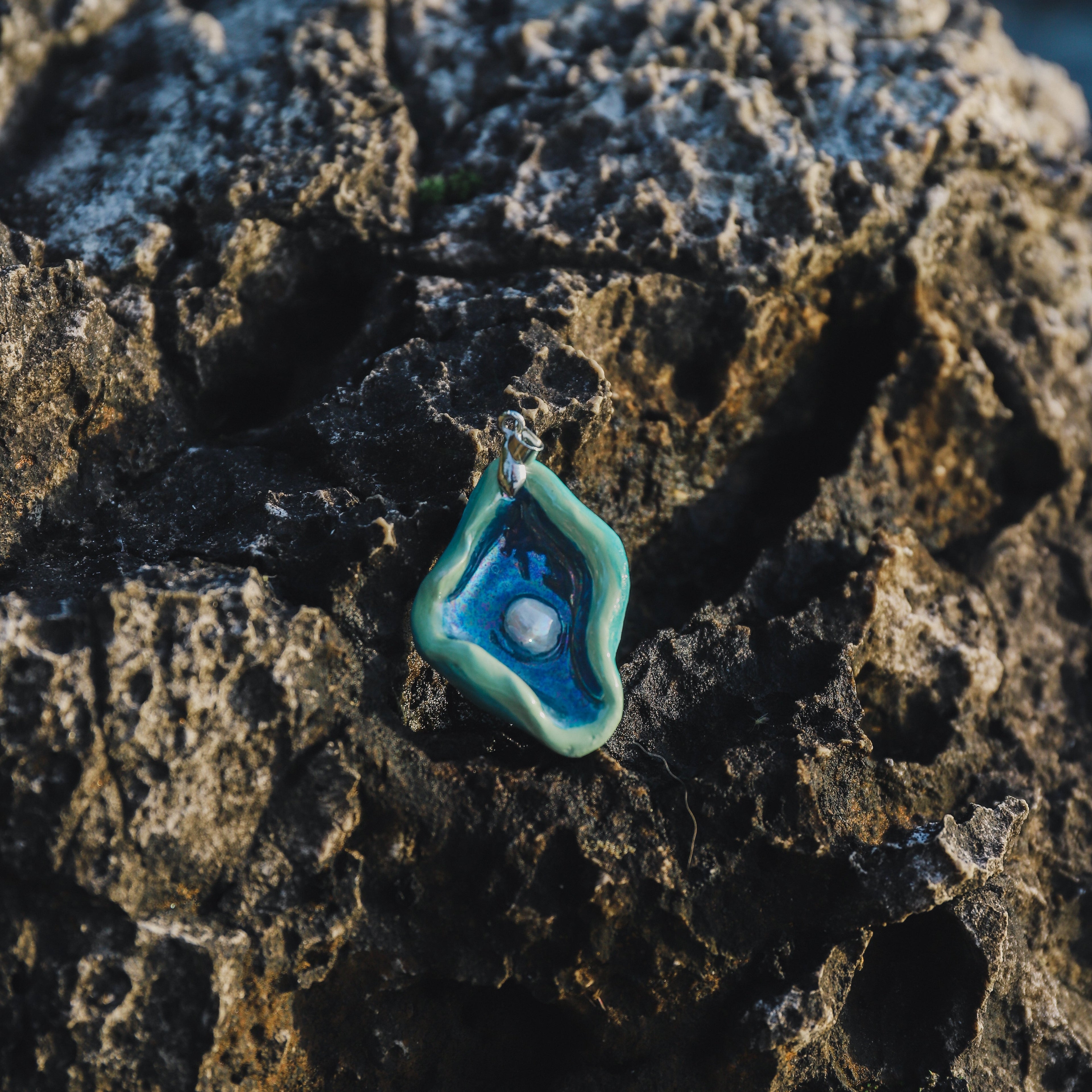 Teal Blue & Pistachio Oyster Ceramic Necklace