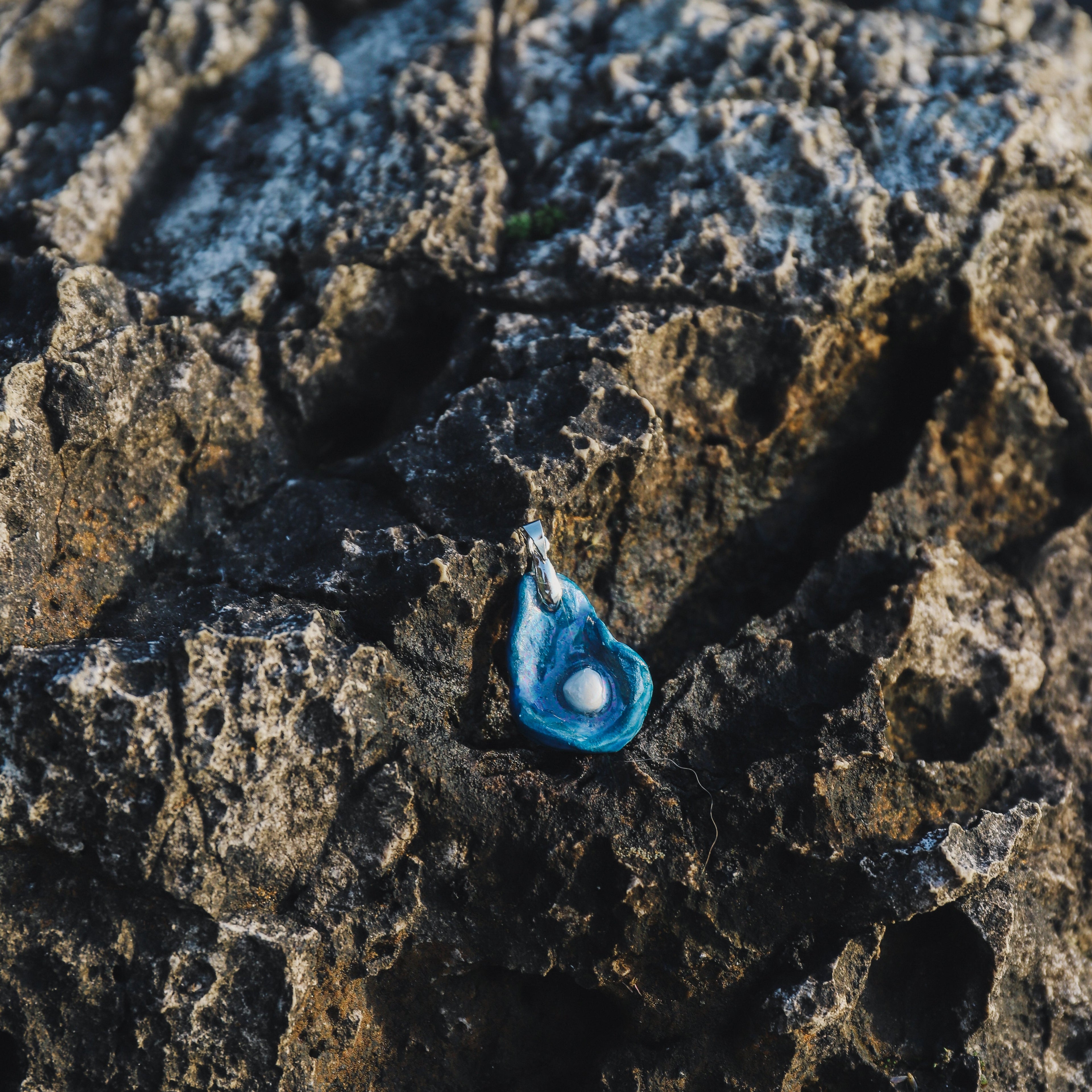 Teal Blue Oyster Ceramic Necklace