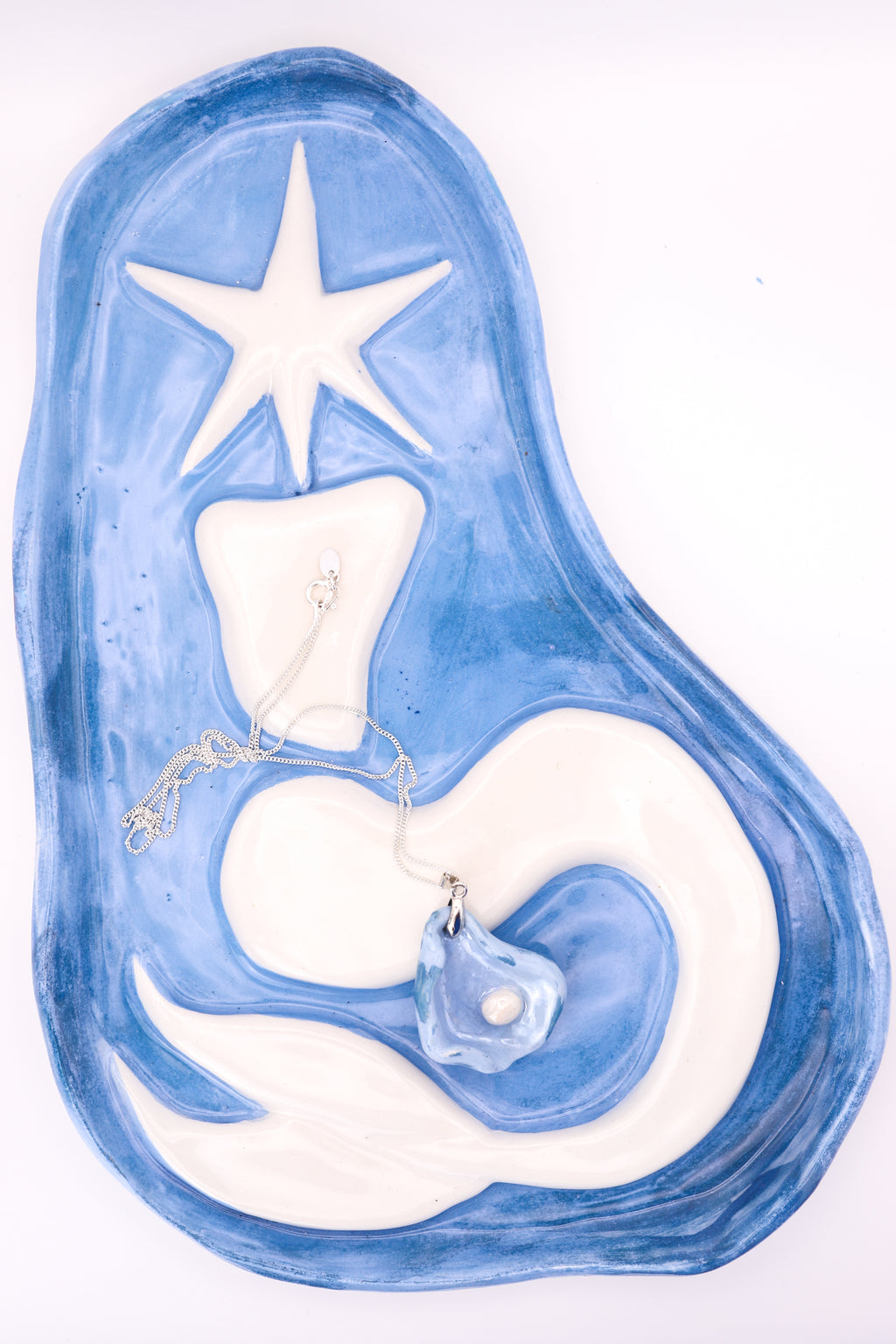 Light Blue Oyster Ceramic Necklace
