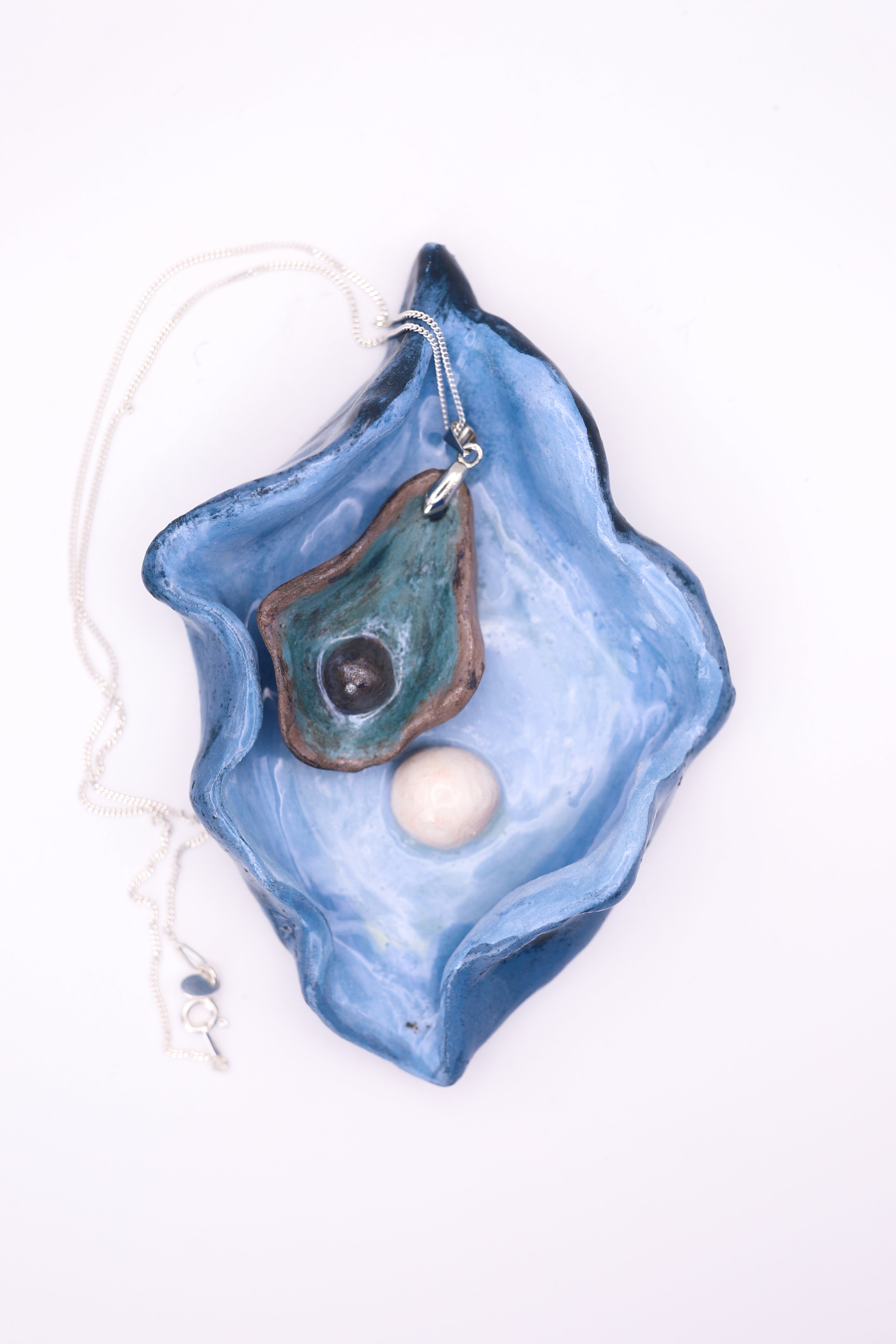 Teal Oyster Ceramic Necklace (Black Clay)