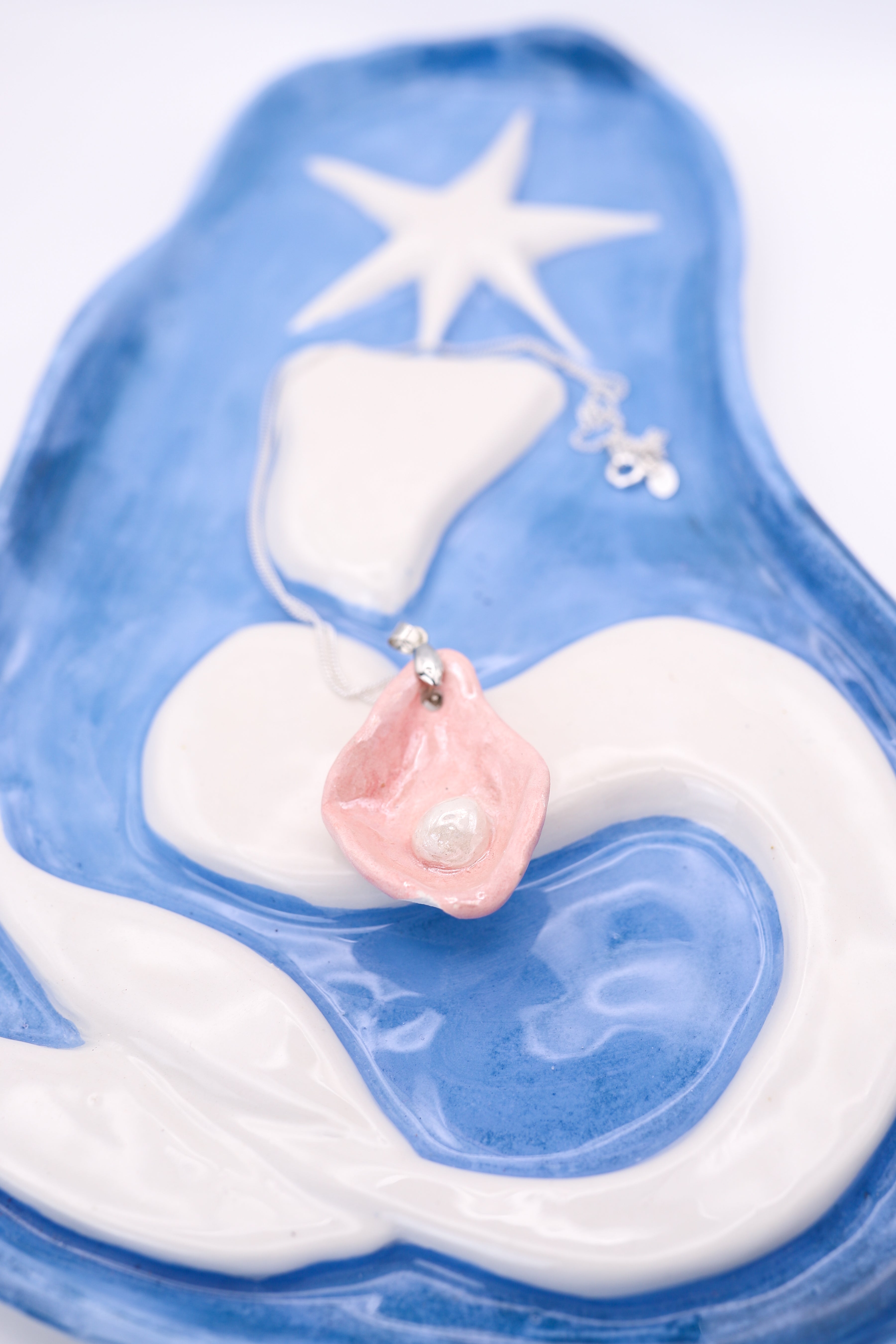 Pink Oyster Ceramic Necklace