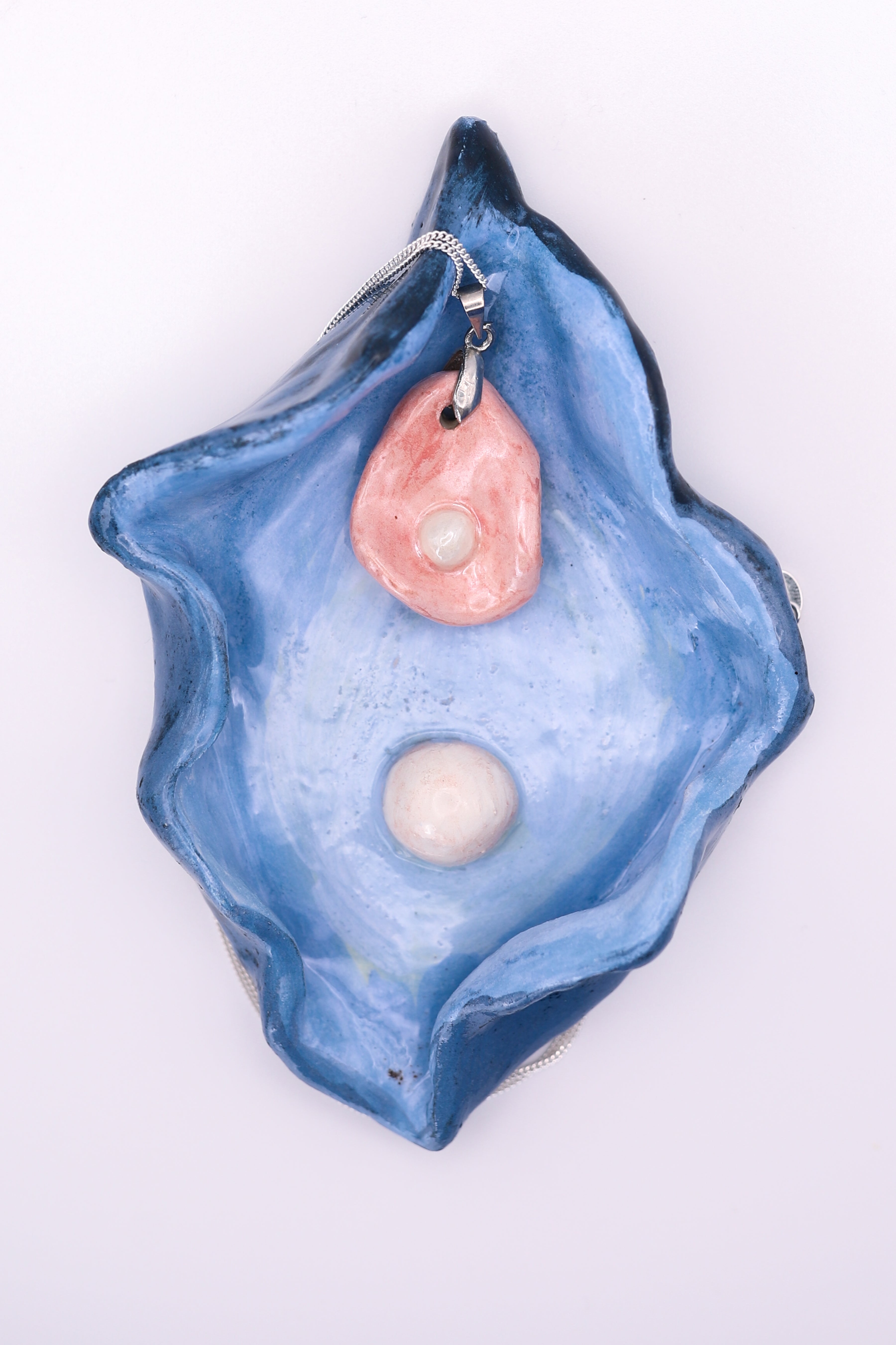 Pink Oyster Ceramic Necklace